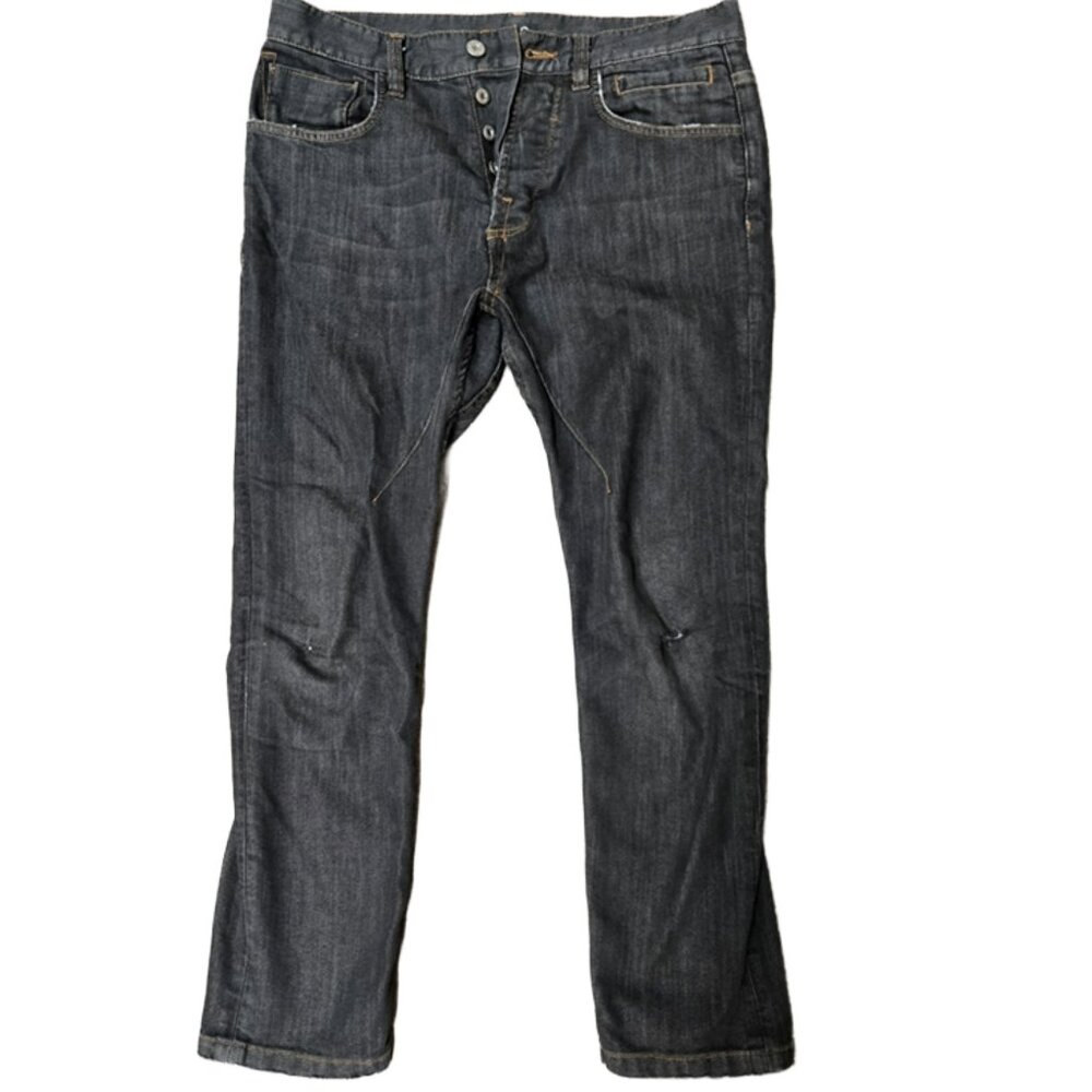 Dolce & Gabbana dark denim tapered jeans RARE. 32W x 25L For the UN-common you❤